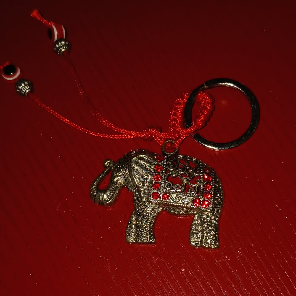 Elephant Keychain - Picture 5 of 5